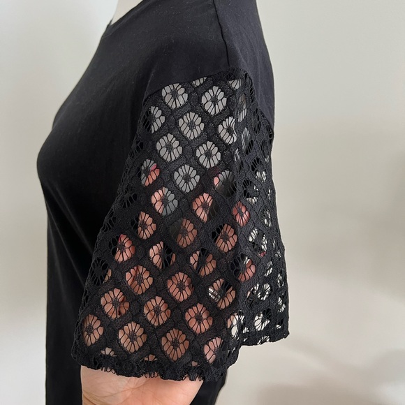 Crew Neck Black Tee with Detail Sleeves - Picture 4 of 4